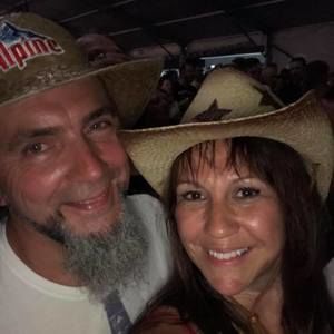 Meet your Posher, Annie